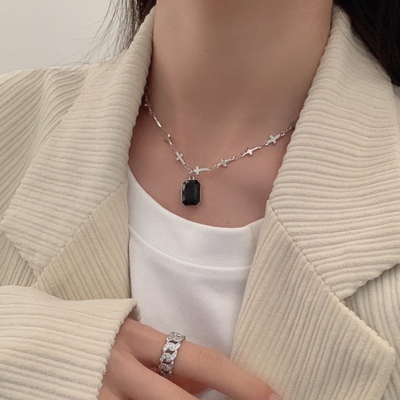 vòng cổ Nhiều Lớp Mặt Hình Chữ Thập / Vuông Phong Cách Hip Hop Hàn Quốc Cổ Điển