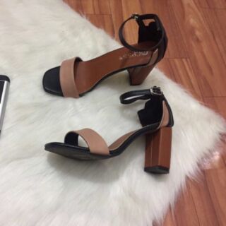 Dép cao gót