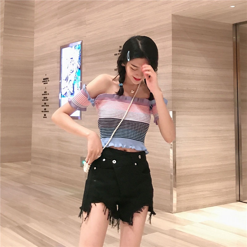 Áo thun COZOKC trễ vai tay ngắn họa tiết kẻ sọc màu tương phản phong cách Hàn Quốc cho nữ