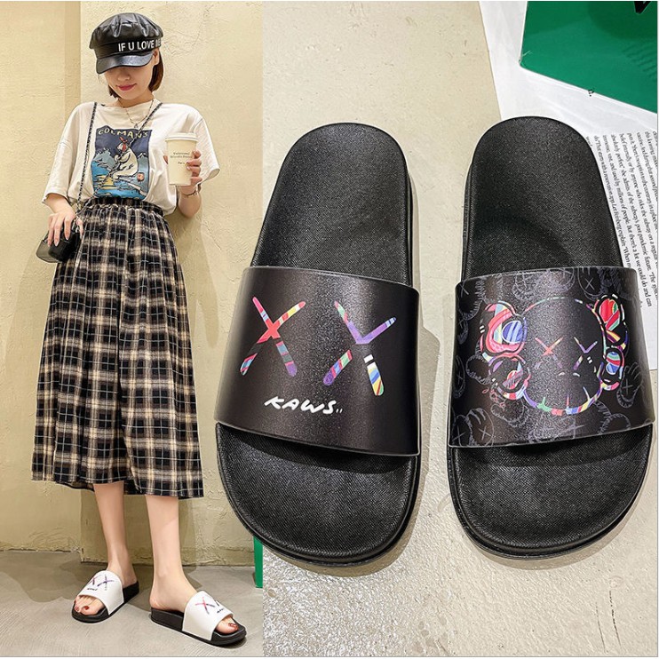 Dép Lê Nam Nữ Quai Ngang Thời Trang Kaws