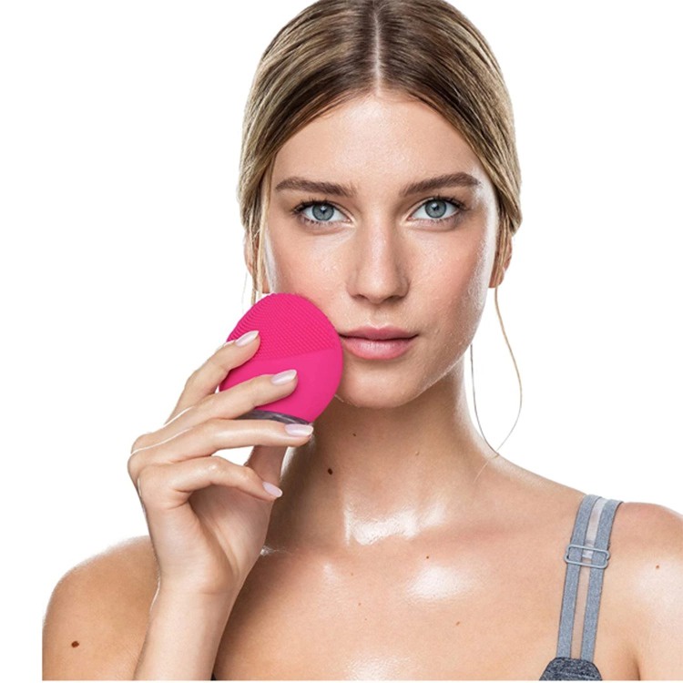 Máy rửa mặt Foreo F5494 LUNA Mini 2 Fuchsia [HÀNG ĐỨC]