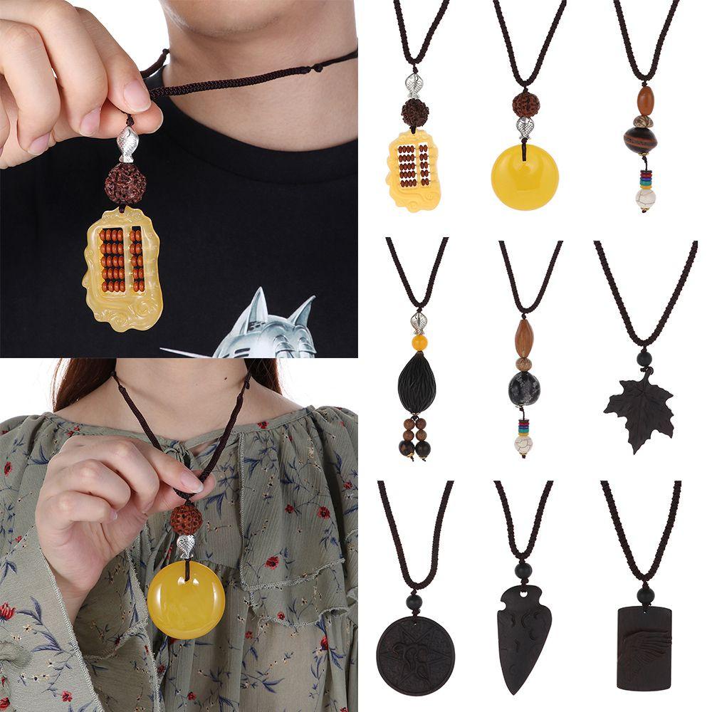 Vòng cổ Handmade Đính Hạt Gỗ Hình Quả Chuối/Cá Phong Cách Phật Giáo Nepal Cổ Điển