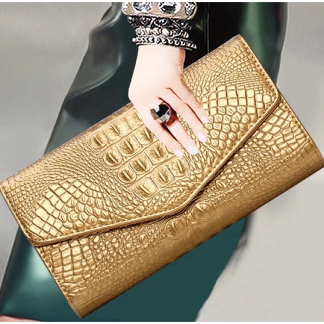 Clutch cầm tay vân cá sấu (Hàng Order)