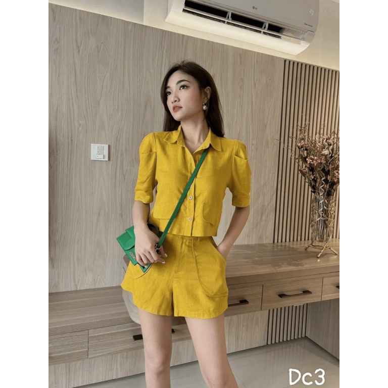 MẪU HOT TREND SÉT BỘ ĐŨI ĐÙI ÁO SƠ MI PHỐI CÚC XINH DX