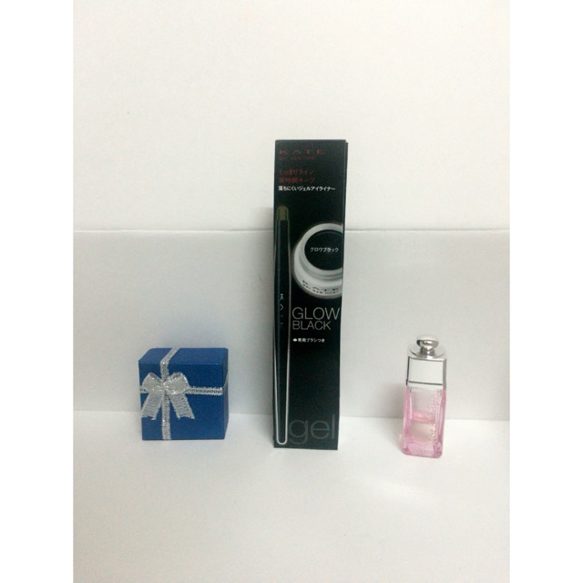 Kẻ mắt Kate dạng gel