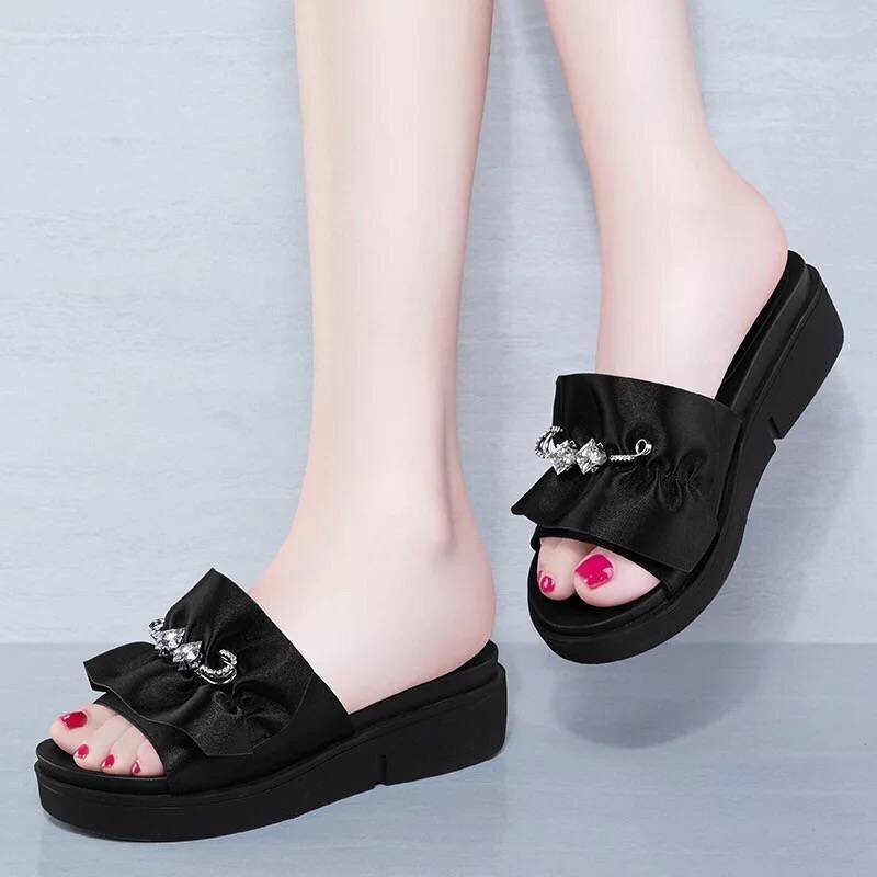 ❇net celebrity slippers female summer wear 2021 new thick-soled fashion women’s shoes sandals and sponge cake flat-bottomed beach