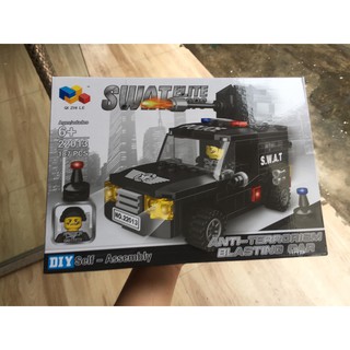 Đồ chơi lắp rắp Xe Cảnh Sát SWAT 22013