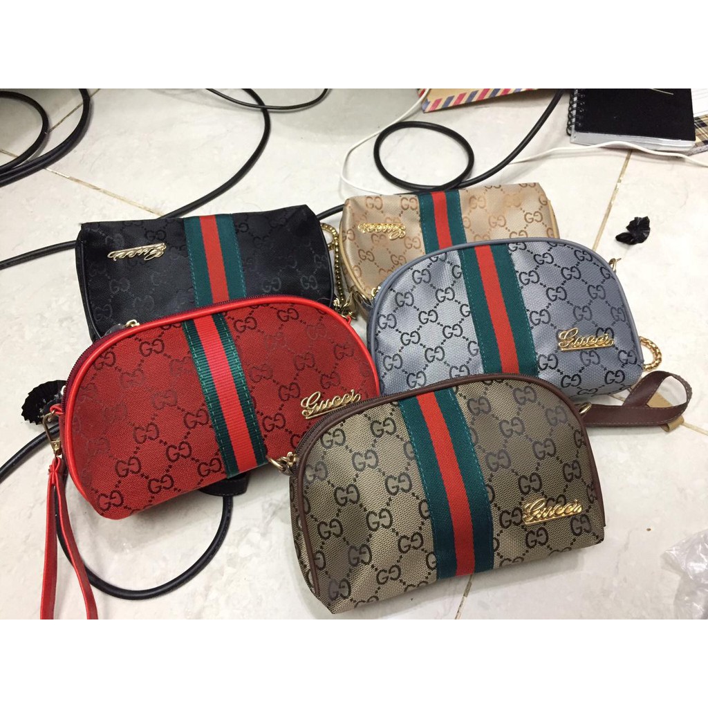 Ví Cầm Tay Gucci Chất Liệu Canvas Cho Nữ 0579