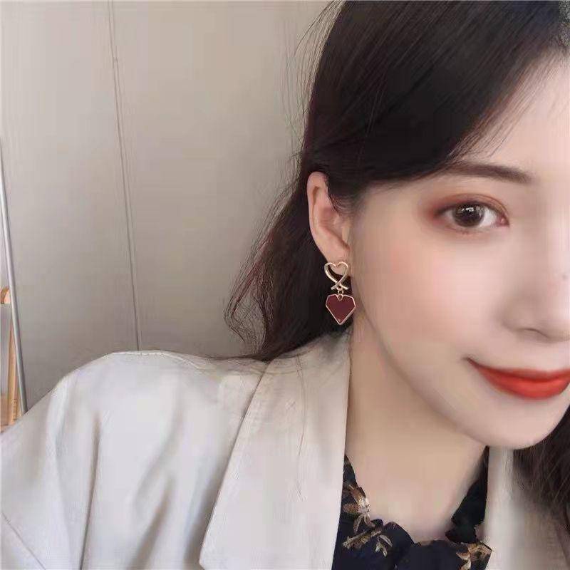 Khuyên Tai Cao Cấp Phong Cách Mới Năm 2021 Phong Cách Hong Kong Cổ Điển Thời Gian Bán Chạy