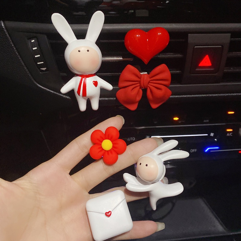 Kẹp Khuếch Tán Nước Hoa Gắn Điều Hòa Xe Hơi Hình Thỏ Dễ Thương