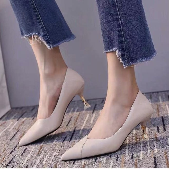 Đôi giày cao gót mũi nhọn màu trơn thời trang cho nữ