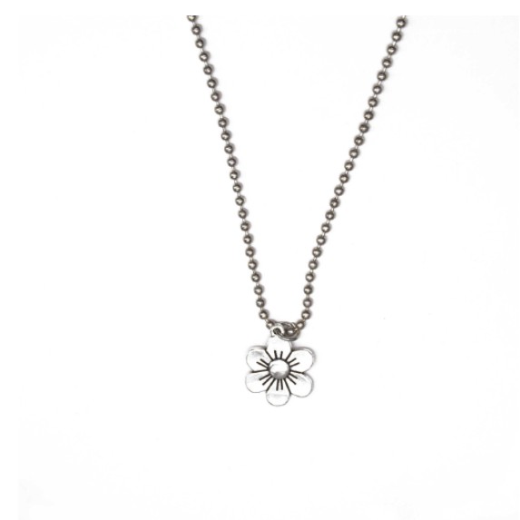 Sale 70% Dây Chuyền Mặt Hoa Anh Đào  Floret, Small flower, Giá gốc 50,000 đ - 84B91