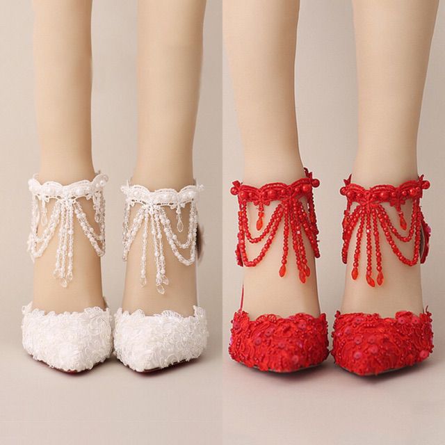 Giày cưới ren đính hạt