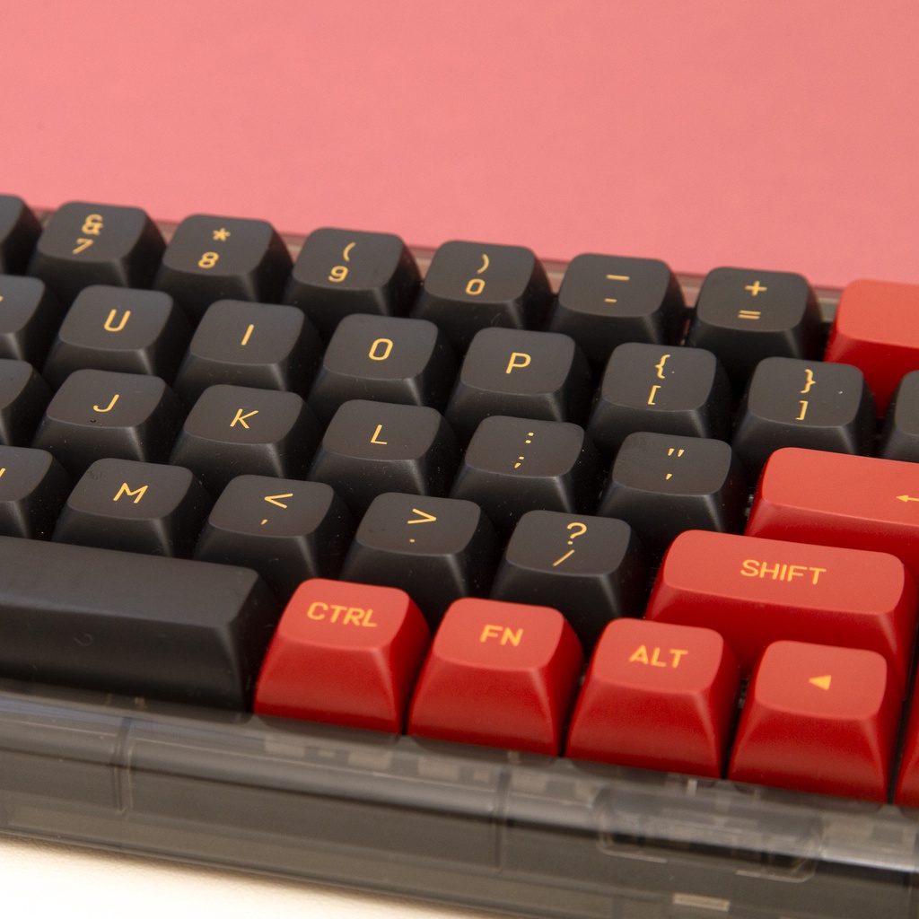 Black Red Doubleshot Keycap CSA Profile Nắp Gắn Bàn Phím Cơ Màu Đỏ Đen 150 Phím 61 68 71 84 87 98 100 104 RK MK