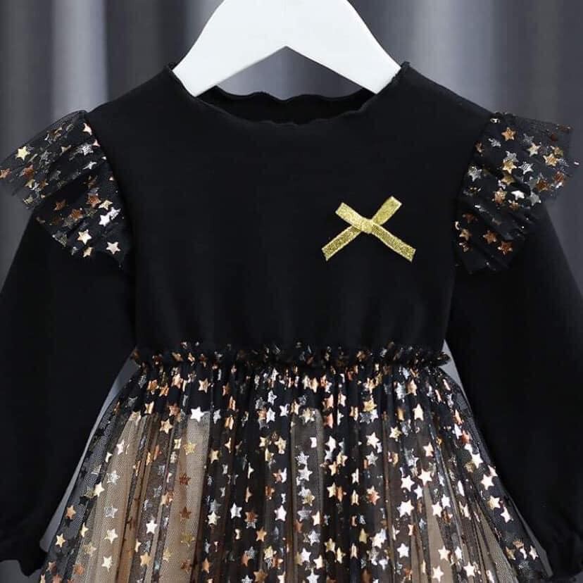 Đầm váy bé gái màu đen tay dài phối ren bồng bềnh siêu dễ thương