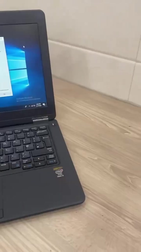 Laptop Dell Latitude E7270 ram 8G SSD 256G - Core i5 6200u Gọn nhẹ thời trang | BigBuy360 - bigbuy360.vn