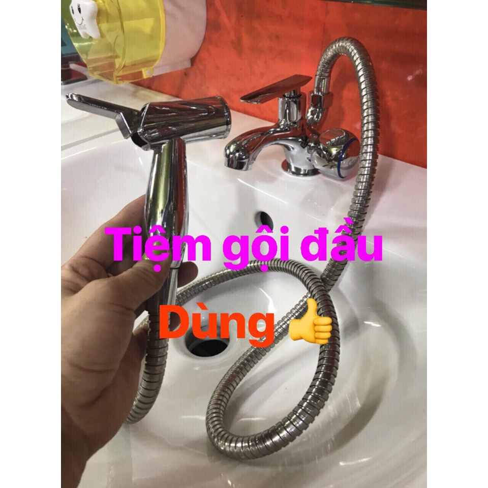 Vòi lavabo lạnh kết hợp vòi sen tắm, phù hợp cho phòng tắm nhỏ gọn