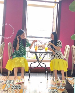 Đầm suông phối chân đuoi cá màu cá tính