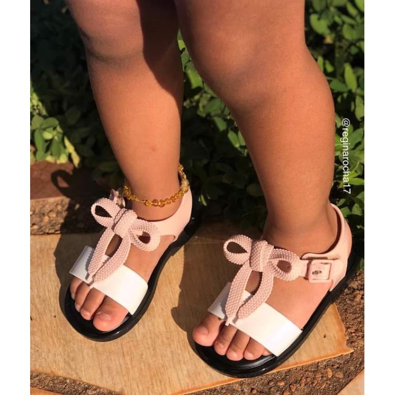 Sandal nhựa thơm Melissa quai nơ cho bé gái