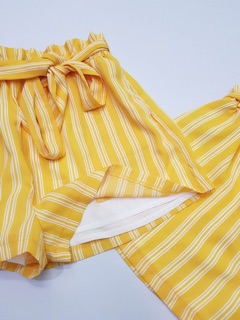 Quần short F21