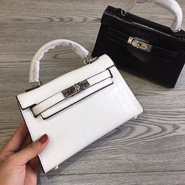 Túi hm da cá size 18