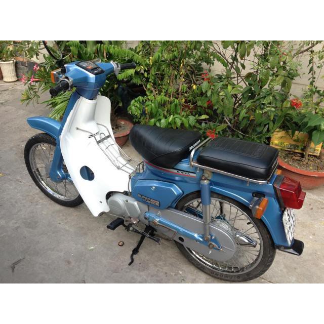 Bộ nhựa màu Xanh Ngọc xe Dream II Honda  Bộ ốc ráp dàn áo Dream II - SPG-DGDr2-xn
