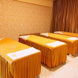 Combo Khăn spa massage cao cấp màu Vàng bò sang trọng, mát dịu gồm 1 bộ Khăn trải giường, Khăn quấn body , Khăn trải gối