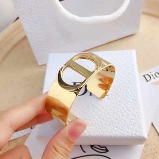 Vòng đeo tay Dior bằng thép titan sang trọng thời trang cho nữ