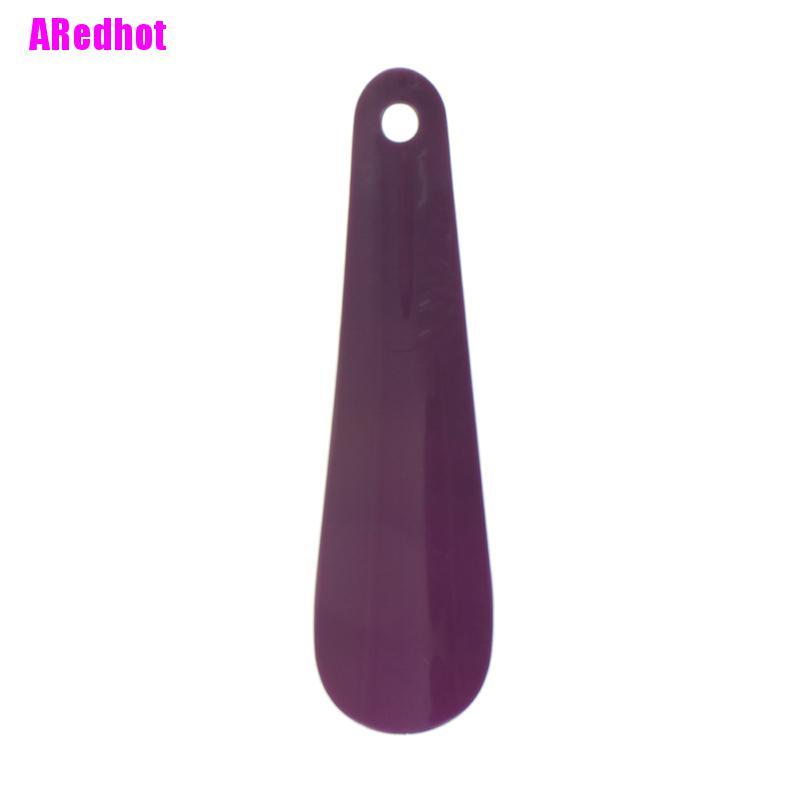 1 Dụng Cụ Hỗ Trợ Xỏ Giày Tiện Lợi