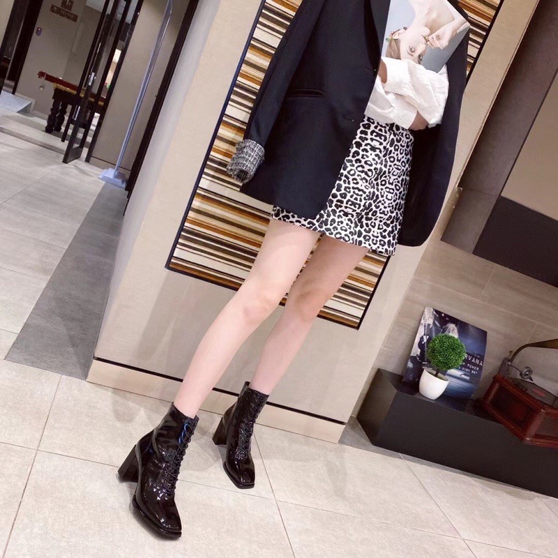 Bốt bóng cột dây 7 phân