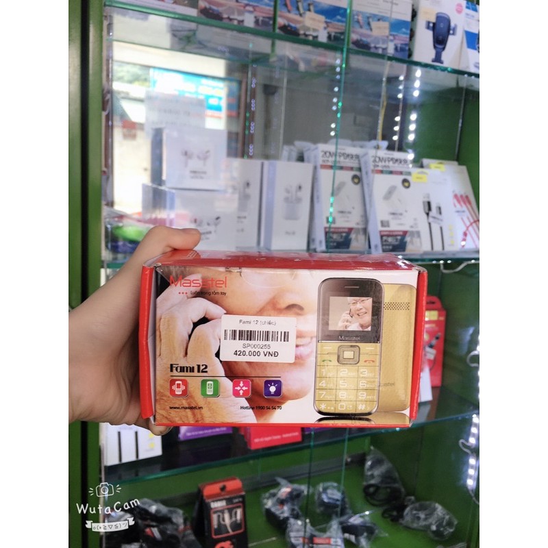 💯 ĐIỆN THOẠI NGƯỜI GIÀ FAMI 12 MỚI 100% CHÍNH HÃNG❗️ LOA TO CHỮ TO‼️‼️ | BigBuy360 - bigbuy360.vn