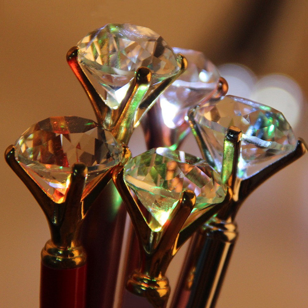 Bút bi vỏ kim loại có đèn led tùy chọn màu sắc độc đáo