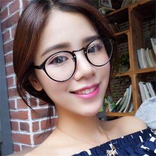 Gọng kính tròn kute