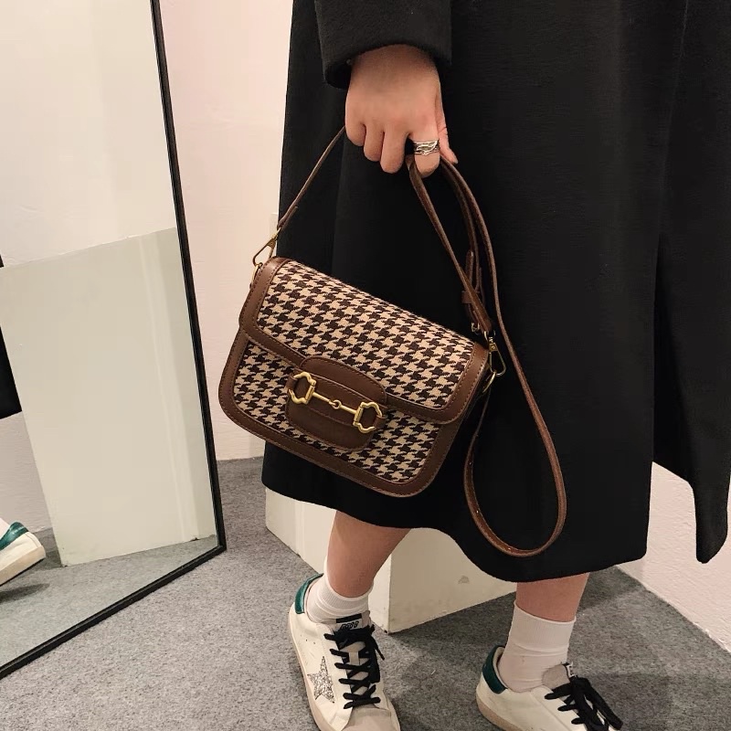 Túi Xách Nữ Hoạ Tiết Kẻ Sang Trọng