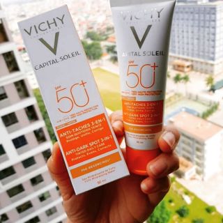 Kem chống nắng VICHY 3 IN 1e