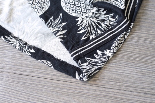 Jumpsuit trái thơm F21