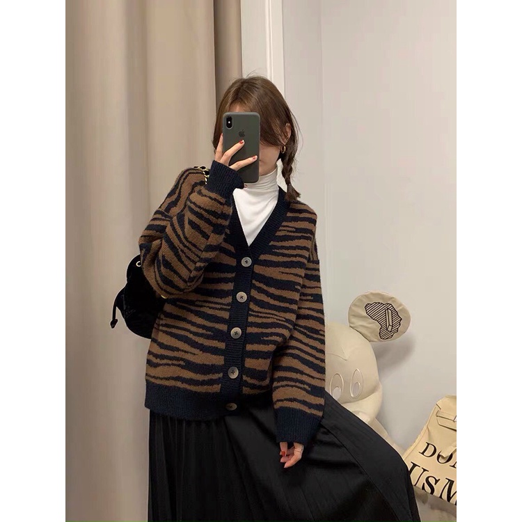 Áo len carigan kẻ vằn QC cực hot