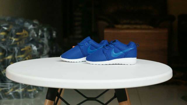 Vớ Nike Roshe Run Thiết Kế Xinh Xắn Cho Bé