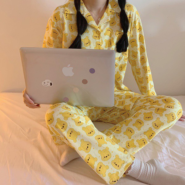 Bộ ngủ pijama dài tay mặt gấu Pooh vàng vải cotton