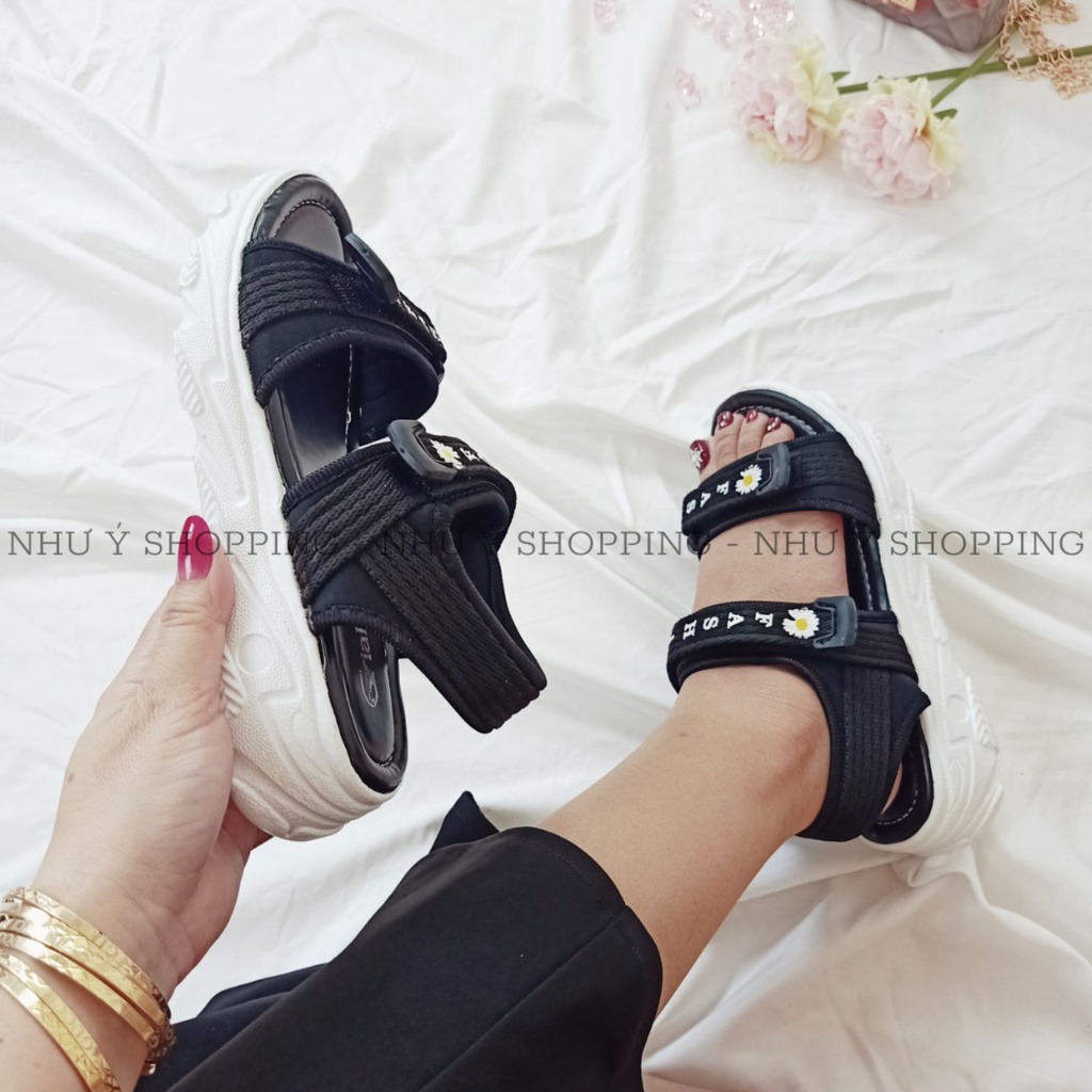 Giày sandal nữ đi học quai hậu khoá dán đế cao mang êm chân, bền đẹp - Sandal cúc