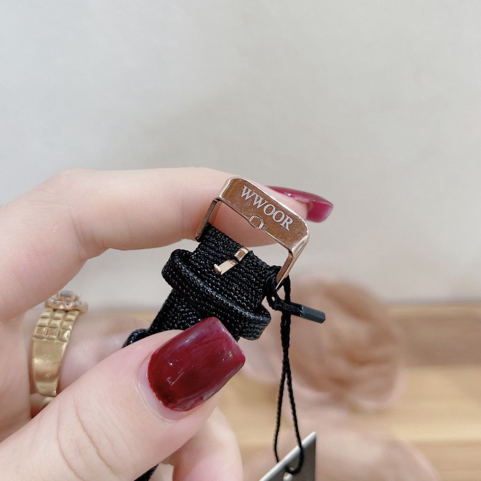 (Thẻ bảo hành 12 tháng) Đồng hồ nữ WWOOR, dây da mềm, hàng full box, thẻ bảo hành 12 tháng - DONGHO.WWOOR | BigBuy360 - bigbuy360.vn