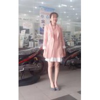 Set blazer kèm váy hồng sang chảnh