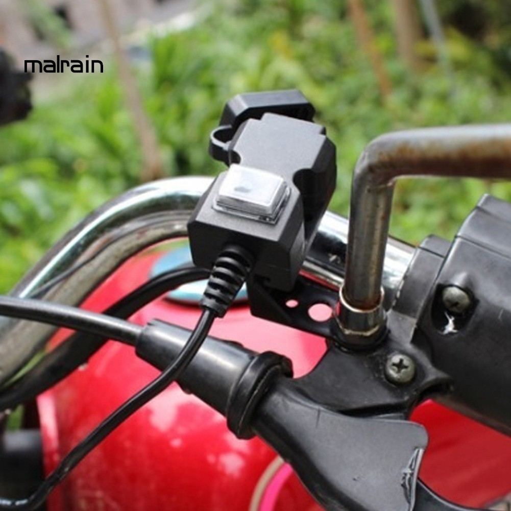 Đầu sạc điện thoại hai cổng USB gắn xe máy chất lượng cao