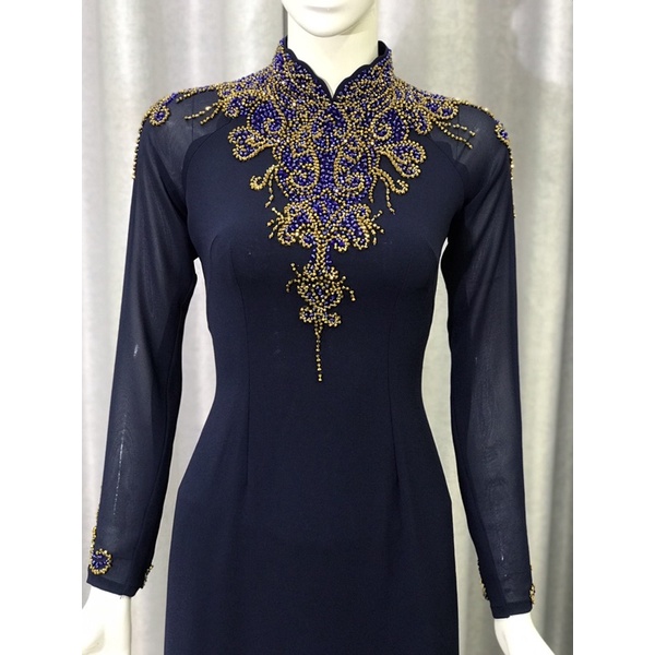 Áo dài trung niên Đinh Hương vải chiffon 4 tà xanh đen kết pha lê, áo dài mẹ sui