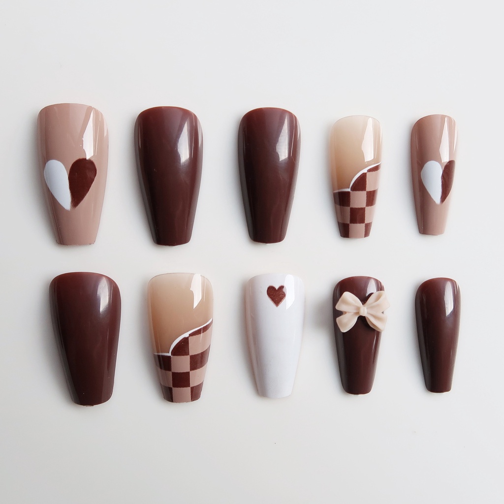 Z-328 Móng Tay Giả Ngắn Hình Bướm Màu Trắng Cà Phê Kẻ Caro