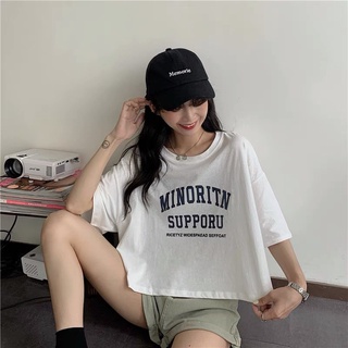 Áo croptop form rộng