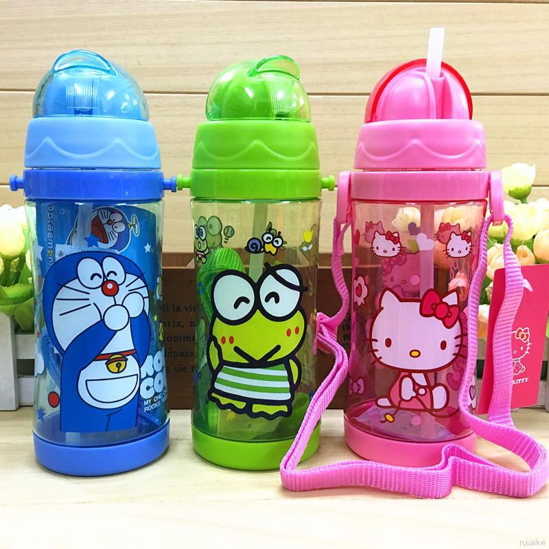 Bình Nước Hello Kitty 550ml Có Tay Cầm Cho Bé