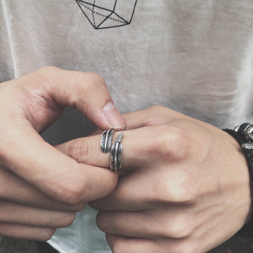 Nhẫn hình lông vũ phong cách hip hop đường phố