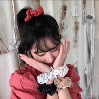 Dây buộc tóc srunchies chấm bi