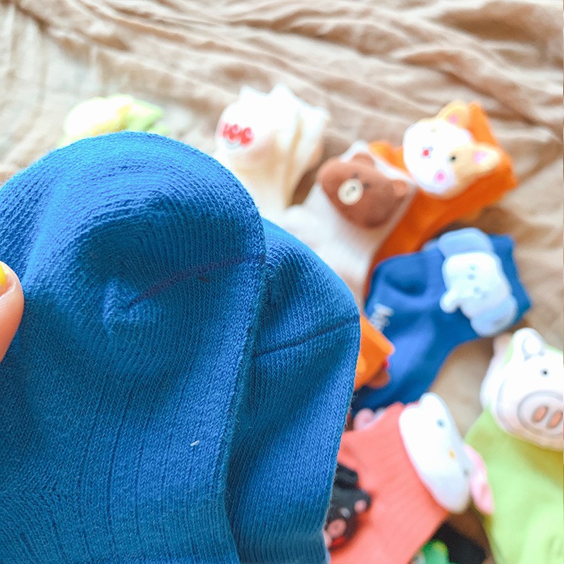 Vớ cotton mềm mại họa tiết hoạt hình dễ thương cho các bé